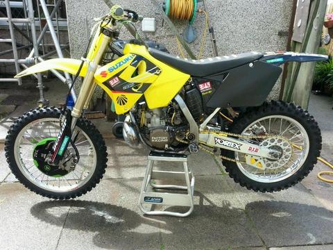 Suzuki rm 250 scrambler not for faint harted