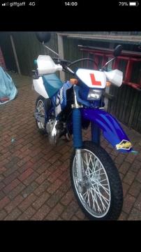 2005 Yamaha dt 125 electric start loads mot 1 Owner from new £1700