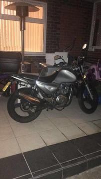 Mint condition zontes 2015 plate 125cc