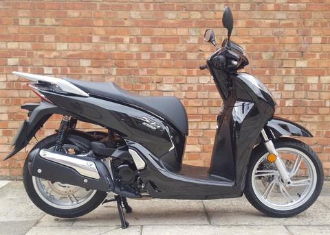 Honda SH300, As new, One owner, Only 2043 miles! *KEYLESS*