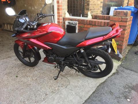 Honda 125Brand new tyres and a brand new gear indicator fitted