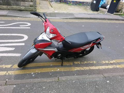 Keeway target 125cc December 2015 only 1865 miles!!!!!!