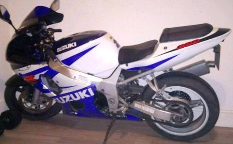 Suzuki gsx600r 2002. Swap