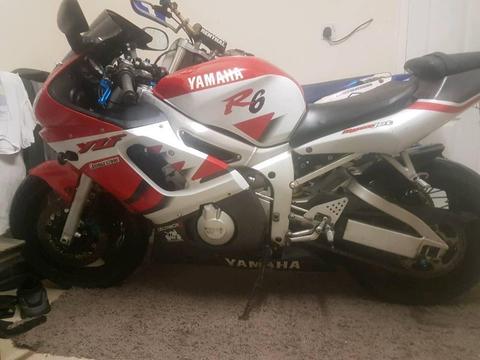 Yamaha r6 a fine example of example of the daddy 600 swaps or cash