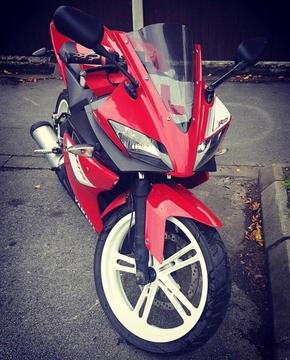 Yzf R125 2012 model good condition...... spares repairs