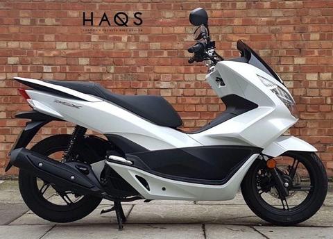 Honda PCX 125cc (66 REG), 1 Owner! Mint condition, ONLY 297 miles!