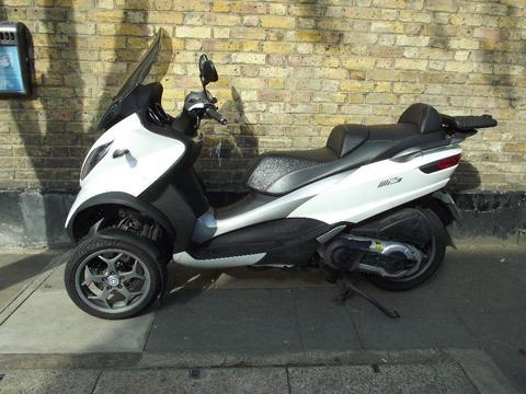 Piaggio MP3 500 Business LT 3-Wheeled Scooter(s)