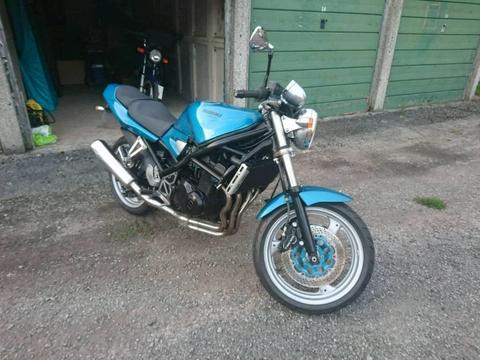 Suzuki gsf400