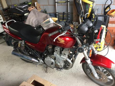 Honda CB750 F2 restoraton project