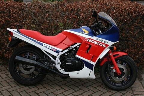 HONDA VF500F2F