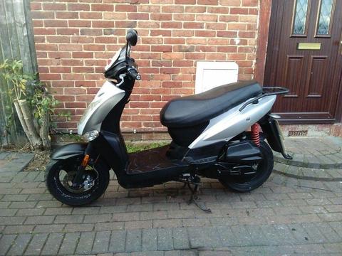 2012 Kymco Agility 125 scooter, long MOT, runs well, good condition, automatic, ready to ride away,