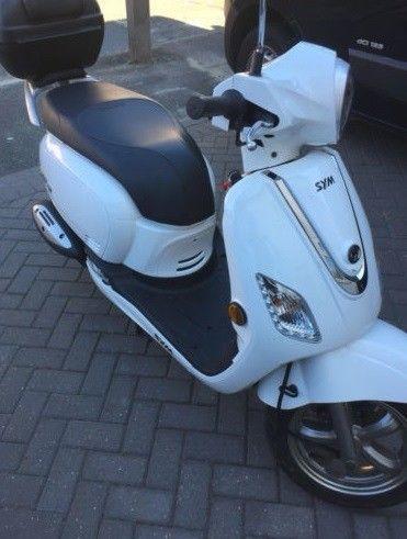 125cc Sym Fiddle III scooter with basket 66 Reg