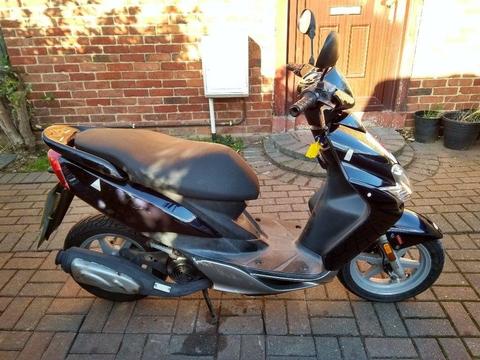 2005 Yamaha Jog 50 R automatic scooter, new 1 year MOT, not restricted, sports exhaust, cheap moped