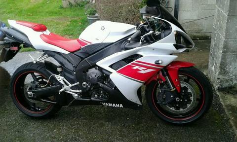 Yamaha R1. 2008, red and white, only 11k miles. Excellent