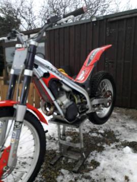 Gasgas 04 txt pro 280 trials bike beta sherco montesa