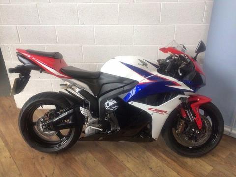 Honda CbR600rr 2010 Breaking