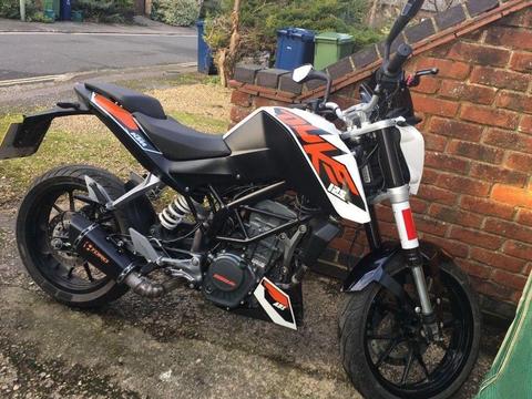 KTM 125 Duke for sale in great condition - a perfect learner bike. Great fun, ABS brakes and safe