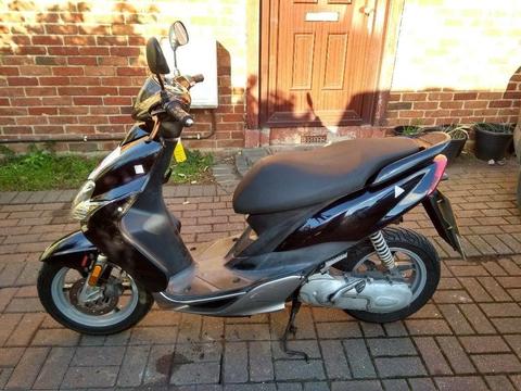 2005 Yamaha JOG 50 R automatic scooter, MOT, sports exhaust, 2 stroke engine, not restricted ,,