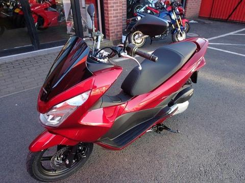 2017 Honda pcx 125 scooter