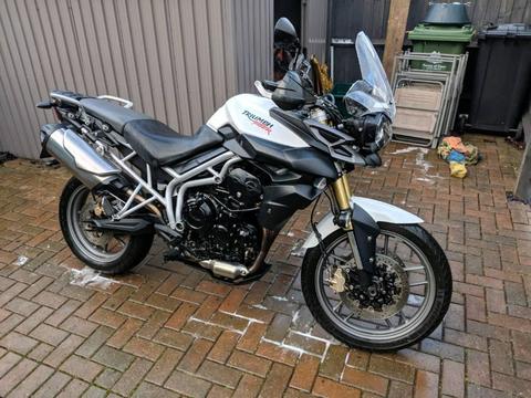 Triumph tiger 800 abs 2011 low miles