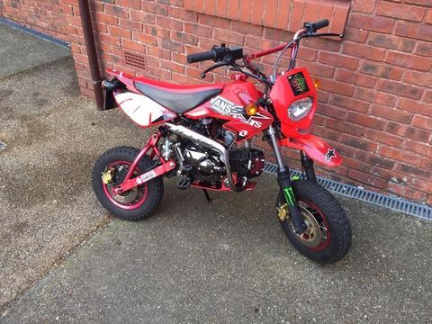 Road legal pit bike only 800 miles 2016