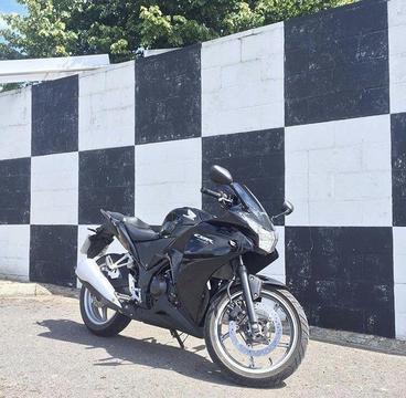 Honda cbr250r