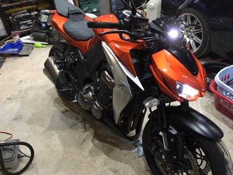 Kawazaki z1000 motorbike