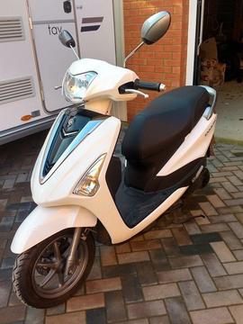 2017 Yamaha D'elight 125cc Scooter * One Lady Owner * Excellent Condition * Low Miles *