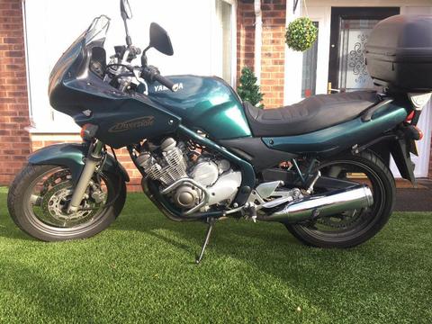 For sale Yamaha XJ 600 Diversion. genuine condition. Low miles