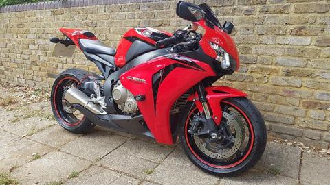 Honda CBR 1000rr fireblade supersport