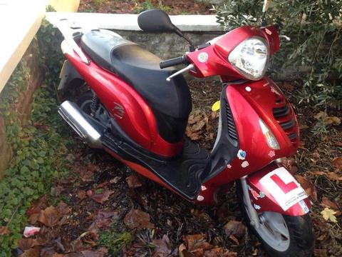 RED HONDA SCOOTER