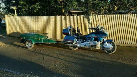 Hoda goldwing 1500 with trailer