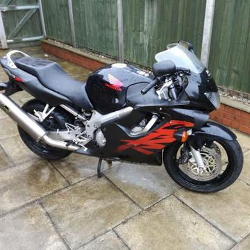 Honda cbr 600 fx *VERY LOW MILES*