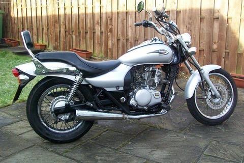kawasaki 125 eliminator,2008 model,low mileage,very good condition for its age, ready to ride