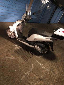 HONDA PES 125 CC - 2205 KM - USED ONLY FOR KNOWLEDGE