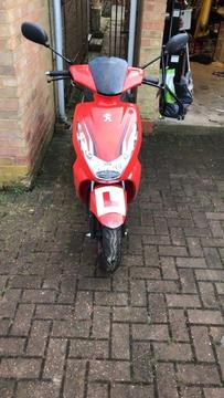 Moped/ Peugeot kisbee SL 67 plate only 716 miles from new !!