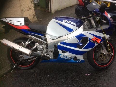 Gsxr 750 mint condition low mileage polished frame/swing arm datatool alpha dot