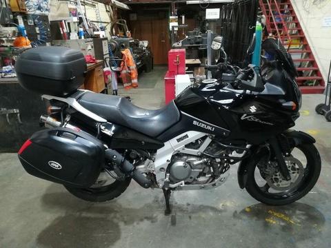Suzuki DL 650 V-Strom 2004 very reliable commuter well looked after and clean, 33000 miles