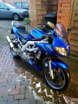 Suzuki SV1000s - MOT - ready to go... low mileage for year. Beowulf cans - Sounds great