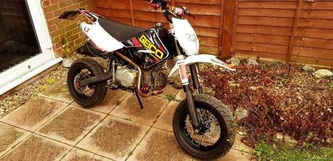 Road Legal Pitbike with MOT Stomp 140 registered as 125 crf70 XY Demon X