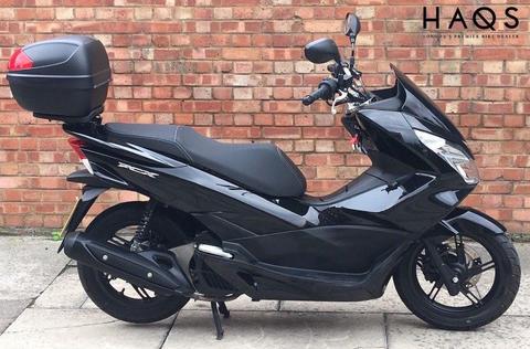 HONDA PCX 125 (16 REG), ONE OWNER, ONLY 3644 MILES ON THE CLOCK!