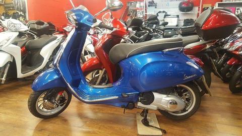 Vespa Sprint 125, Excellent condition, 1 Owner, only 977 miles!