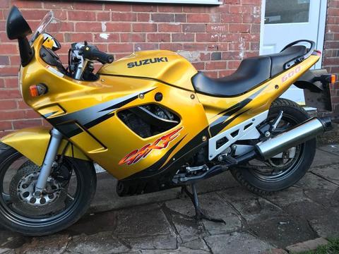 Suzuki gsx600f only 10042 Miles inculcate condition p reg