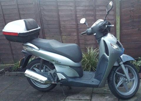 Honda SH125 2006 25k miles with top box, history and recent tyres not PCX SES PS PES or @