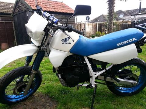 Honda xl600