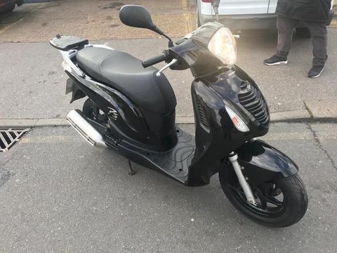 Honda PESi 125-8 only 8000 mile 2008 fsh