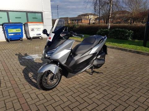 Honda Forza 125cc only 3400 miles, As good as new