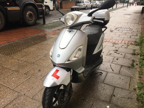 PIAGGIO FLY 125cc SILVER 2009 excellent runner