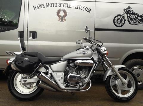STUNNING LITTLE 1995 HONDA VT250 MAGNA V TWIN RARE IN THE UK, LOW MILES, BAGS