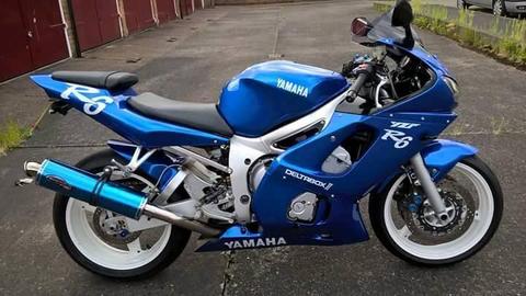 Yamaha R6